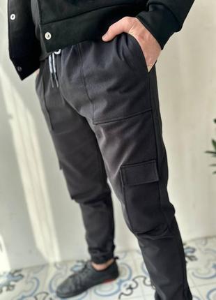Штани чоловічі з кишенями якісні карго джогери стильні трендові чорні бежеві6 фото