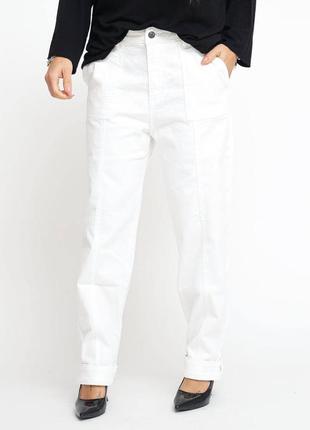 Жіночі джинчи kontatto білий колір, в стилі мом, розмір s3 фото