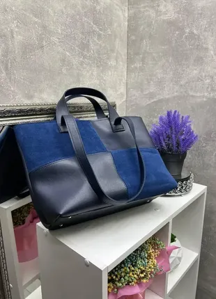 Синяя — большая, стильная и элегантная сумка на молнии со вставками из натуральной замши3 фото