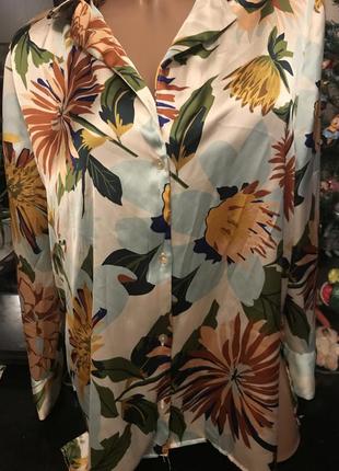 Красивая блуза в принт подсолнухи