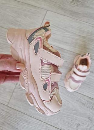 Кросівки том.м