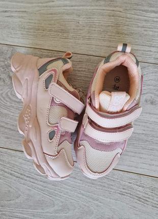 Кросівки том.м