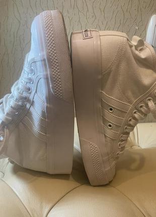 Adidas кеди