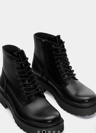 Pull&bear  байкерські чоботи жіночі демісезонні