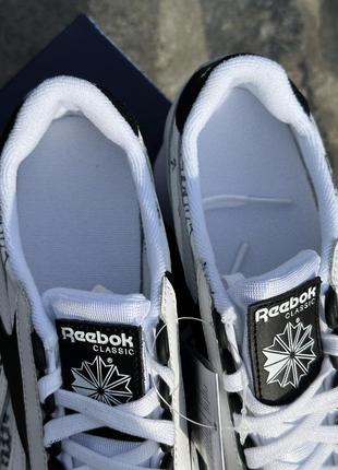 Reebok жіночі стильні4 фото