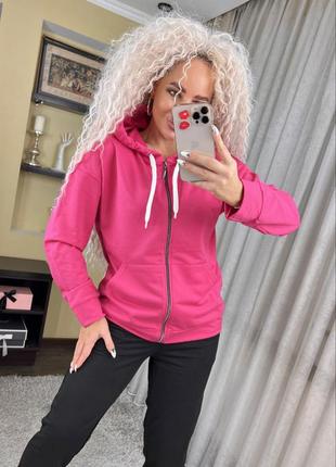 Спортивный женский костюм2 фото