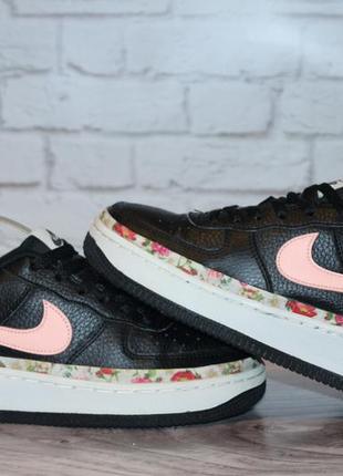 Кррсівки nike air force 1 vf