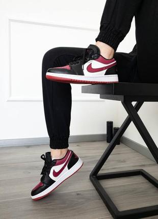 Nike air jordan 1 low black white bordeaux жіночі кросівки демі чорні бордові з білим весна осінь женские кроссовки черные с бордовым демисезонные5 фото