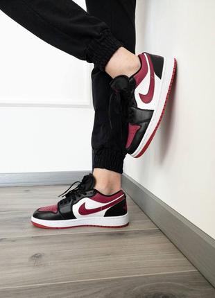 Nike air jordan 1 low black white bordeaux жіночі кросівки демі чорні бордові з білим весна осінь женские кроссовки черные с бордовым демисезонные3 фото