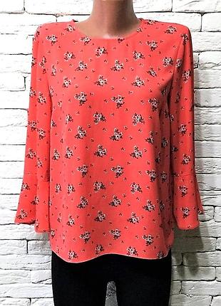 Нарядна блузка, розкльошений рукав