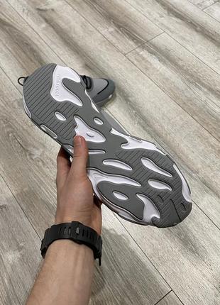 Чоловічі кросівки nike react live se 42/43/44 р.5 фото