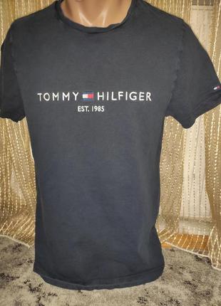 Стильна катон брендова футболка .tommy hilfiger.s-м.унісекс