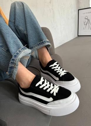 Нереально стильные черные кеды кроссовки с белой полоской😎3 фото