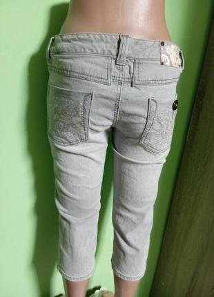 Красиві жіночі міцні бриджі6 фото