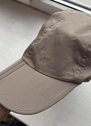 Трекінгова кепка mountain warehouse