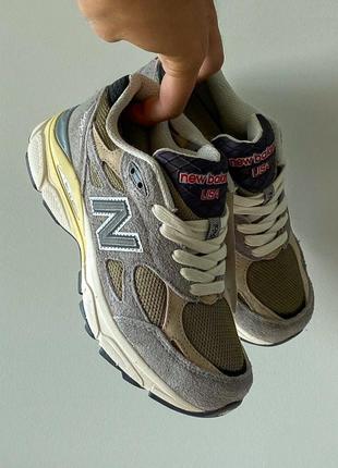 Классные женские кроссовки new balance 990v3 grey brown серые