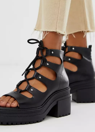 Відкриті босоніжки на тракторній платформі, asos shoes