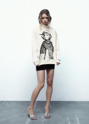 Ефектний світшот zara