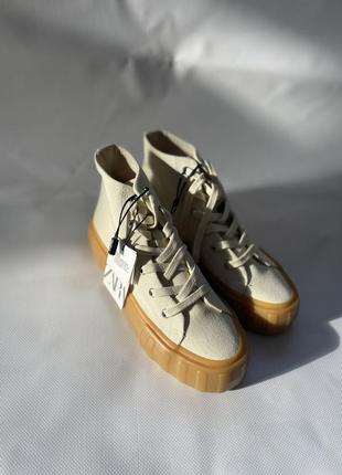 Кеди zara