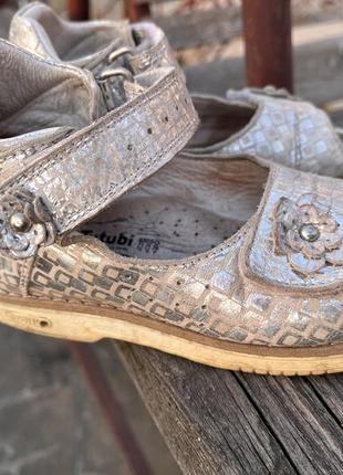 Ортопедичні босоніжки шкіряні з високою пʼятою