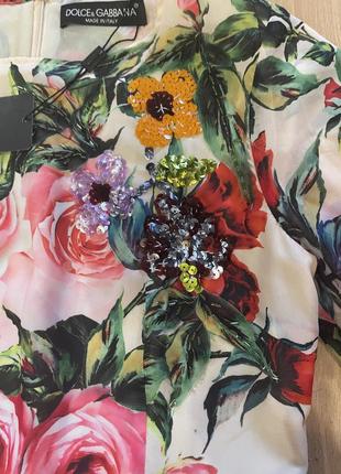 Квіткова феєрія від дольче габбана