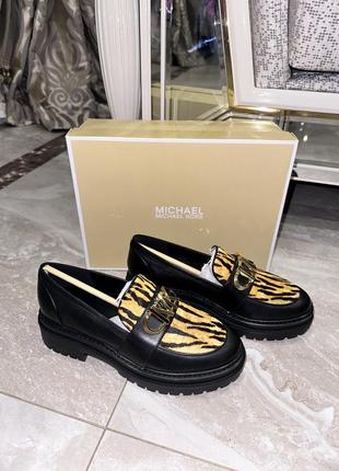 Неймовірні брендові лофери жіночі michael kors .2 фото