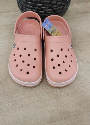 Женские кроксы