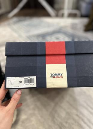 Ботинки шкіряні tommy hilfiger9 фото