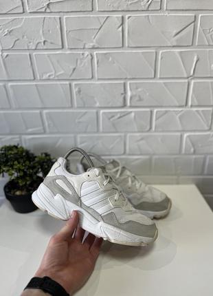 Жіночі кросівки adidas yung 96😻