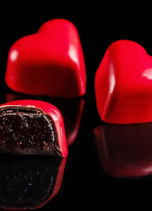 Подарочный набор сладостей конфет ручной работы «red rune» 16 шт10 фото