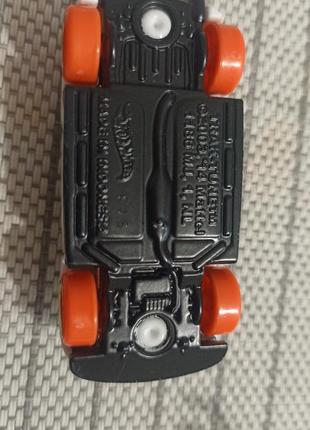 Машинки hotwheels 4