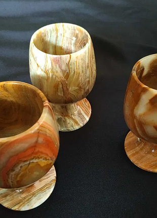 Набор нефритовых рюмок-кубков