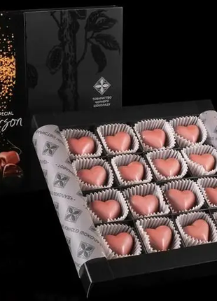 Цукерки в подарунковій коробці ручної роботи шоколадні «for special person» чорний шоколад 8 шт6 фото