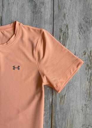 Спортивная футболка under armour2 фото