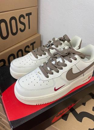 Жіночі шкіряні кросівки nike air force 1 low mocco найк форси7 фото