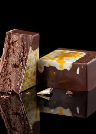 Набор конфет подарочный шоколадно-ореховой коллекции «pastella» черный шоколад 4 шт4 фото