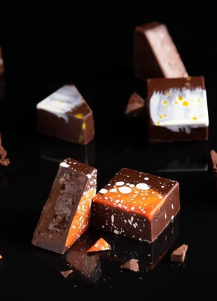 Набір цукерок подарунковий шоколадно-горіхової колекції «pastella» чорний шоколад 4 шт10 фото
