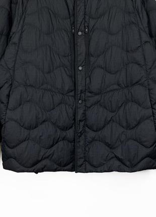 White mountaineering x uniqlo пухова куртка