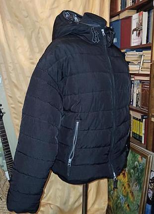 Зимова куртка,пуховик