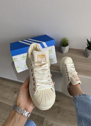 Жіночі кеди adidas superstar  розпродаж2 фото