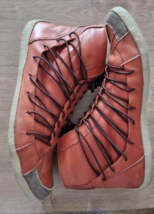 Эксклюзивные кожаные кеды