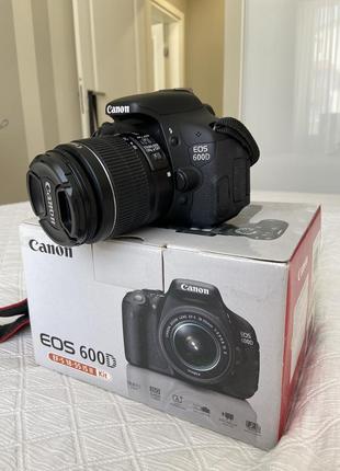 Дзеркальний фотоапарат canon eos600d kit (18-55mm)