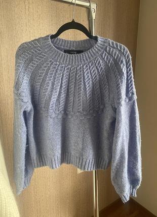 Светр жіночий на весну