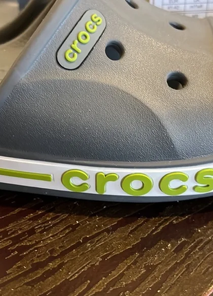 Крокс сбаябенд слайд сірі шльопанці crocs bayaband slide slate grey/lime punch7 фото