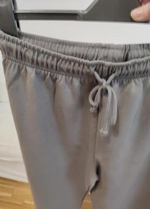 Штаны спортивные, прогулочные zara( есть дефект)