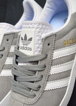 Жіночі замшеві кросівки adidas gazelle white grey адідас газелі10 фото