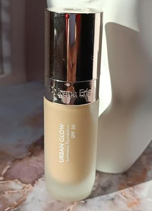 Dr irena eris urban glow luminous anti-pollution foundation spf 30
тональний крем, відтінок 050w caramel.