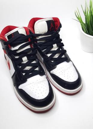 Кросівки air jordan 1 mid оригінал2 фото