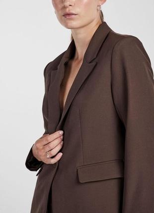 Оверсайз піджак, коричневий піджак, жакет оверсайз в шоколадному кольорі від бренду only3 фото