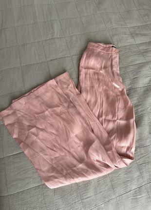 Палаццо брюки рожеві з шимером nasty gal4 фото